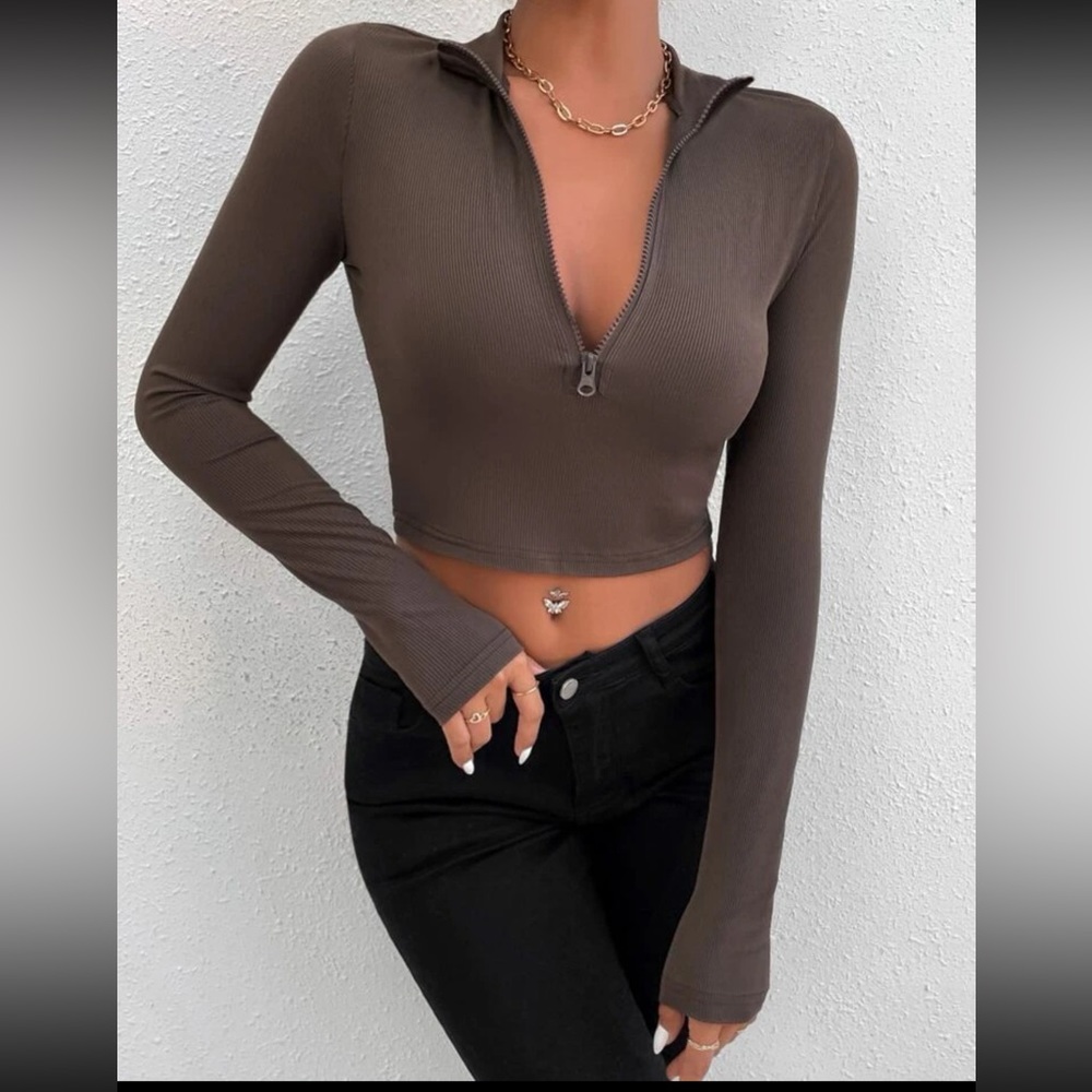Cropped Long Sleeve Vest